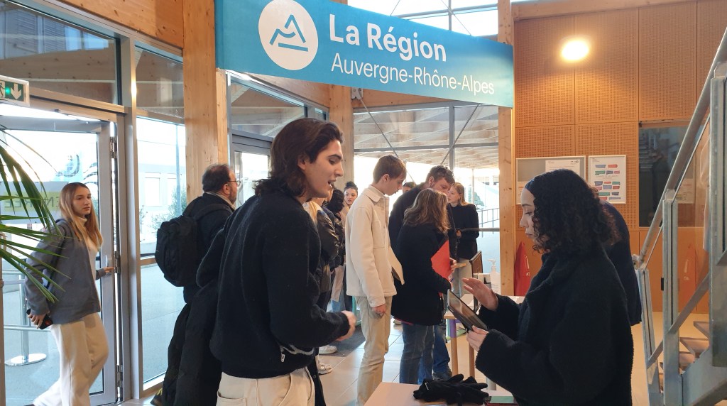 Vérification de l'identité des visiteurs